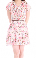私服ワンピ１